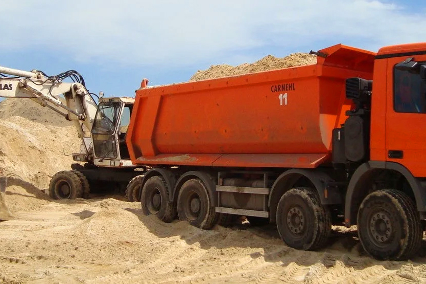 Доставка машины песка в Павловском Посаде | Орион